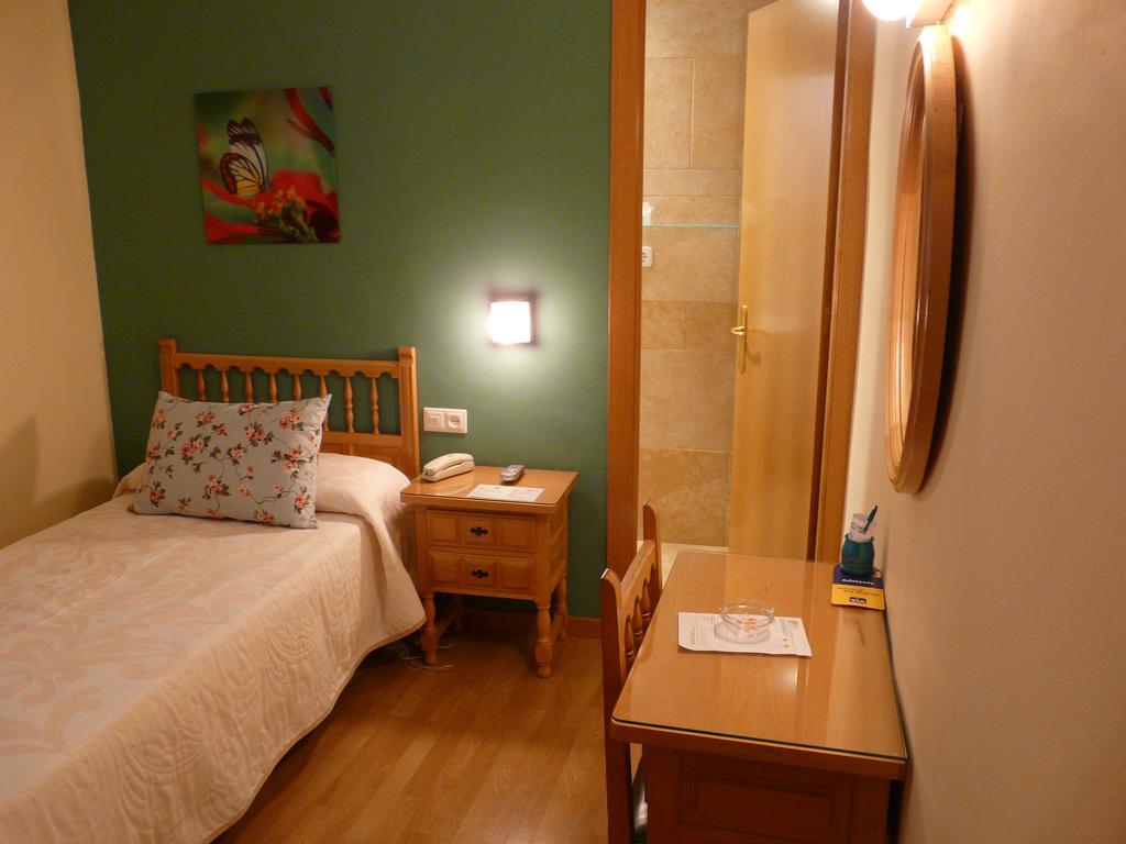 Hotel Nice La Seu d'Urgell Eksteriør bilde