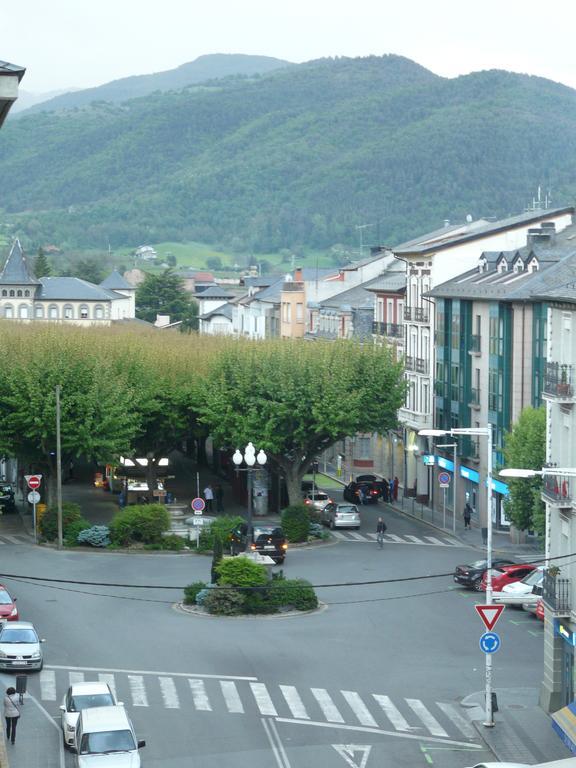 Hotel Nice La Seu d'Urgell Eksteriør bilde