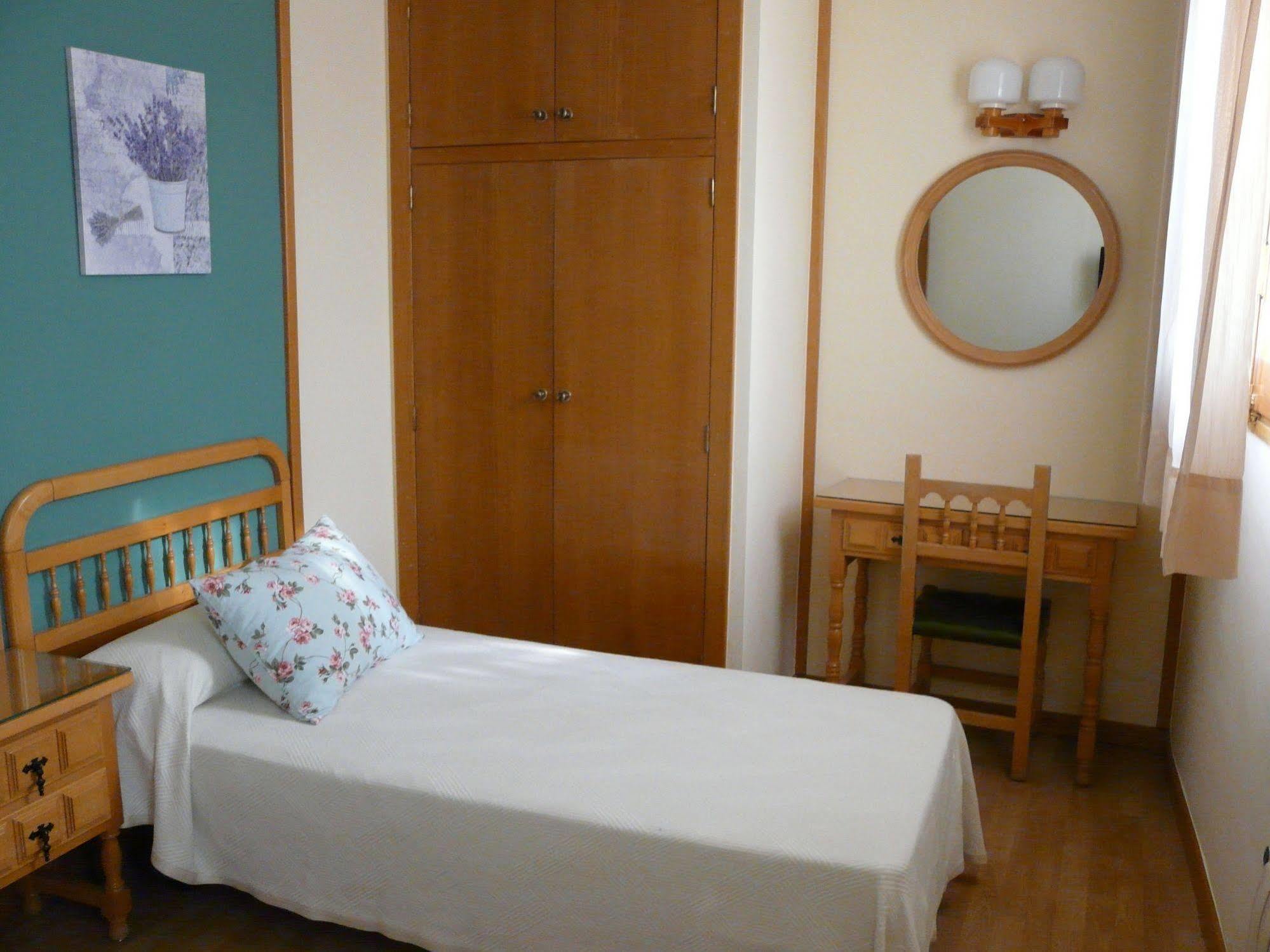 Hotel Nice La Seu d'Urgell Eksteriør bilde